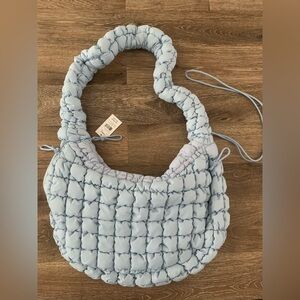 Claire’s Quilted Puff Shoulder Bag in Light Blue